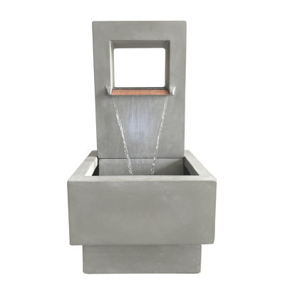 TruCast Ventana Fountain with Light