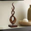 Sculpture artistique en bois entrelacée Orren Ellis