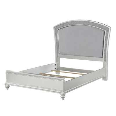 Aleks Upholstered Queen Bed in Platinum