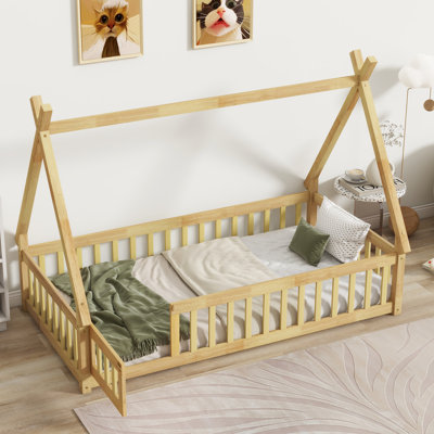 Lit plateforme simple avec garde-corps et porte, lit plateforme en bois en forme de tente, finition naturelle