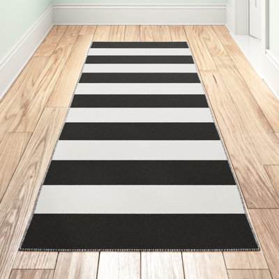 Salley 0.25" H Hand-Woven Striped Indoor / Outdoor Area Rug