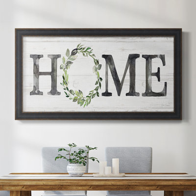 " Gray Home Wreath "