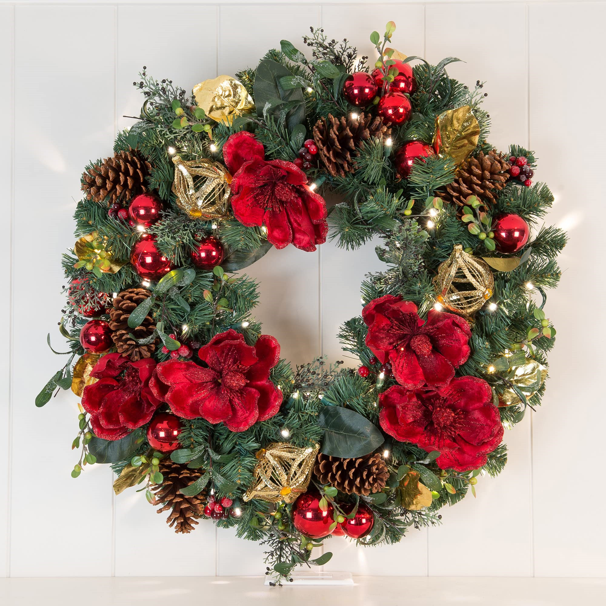 Egolot 22 Inch Winter Shells Christmas Wreath - Pine Needles, Berries, Shells & Pine Cones Decor For Front Door, Indoor Outdoor