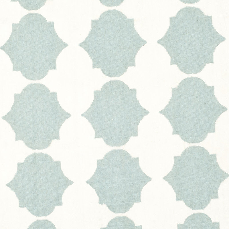 Rodgers Hand Woven Flat Weave Banana Silk/Wool/Cotton Geometric Rug in Ivory/Light Blue, Round 7'