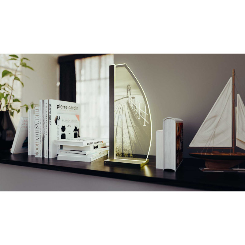 Madalene Metal Novelty Lamp