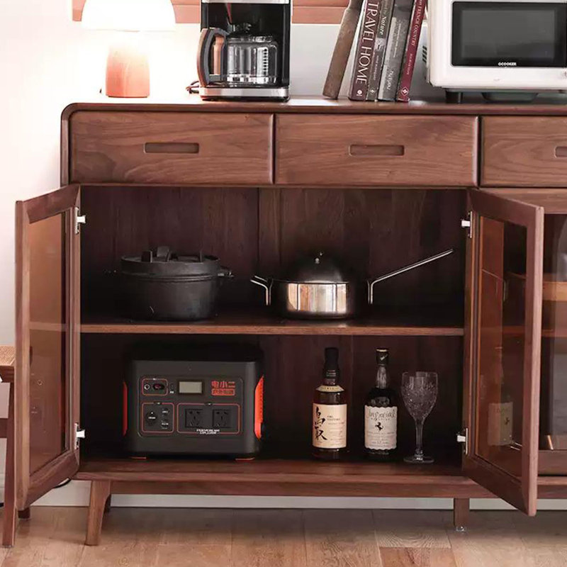 Armoire décorative entièrement en bois massif