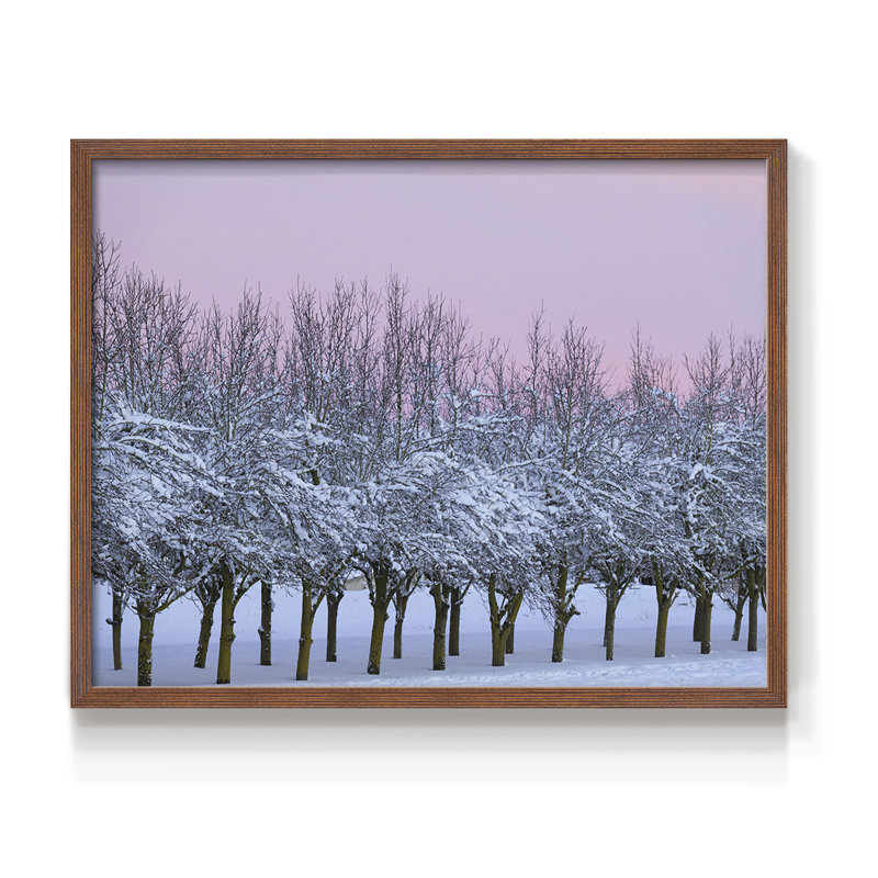 La beauté de l'hiver - reproduction encadrée - réversible, H 22 po x l 28 po, Noyer