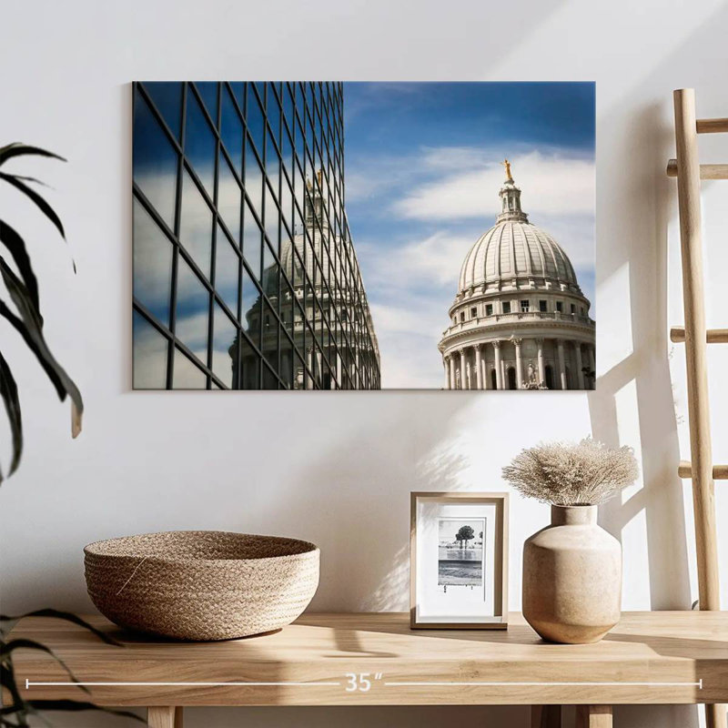 Lilie Wisconsin Capitol Dome Reflection, H 16 po x l 24 po