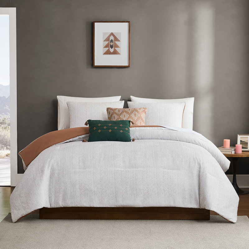 Modern Threads Hunter 5-Piece Jacquard Comforter Set with Shams and Decorative Pillows in Heathered Light Gray