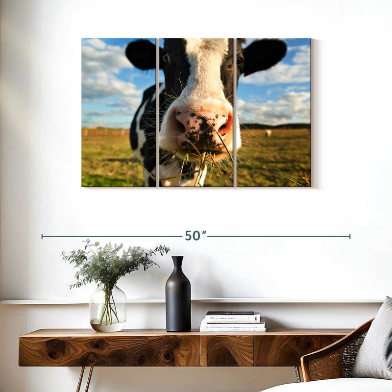 Brampt Cow Selfie, 24" H x 38" W
