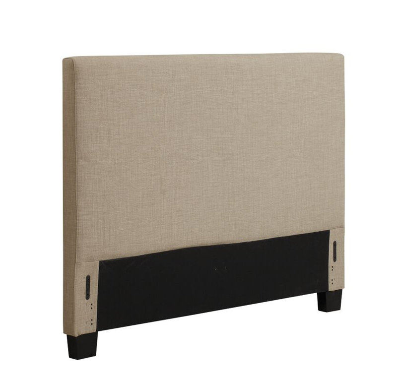 Latrinda Platform Bed, King