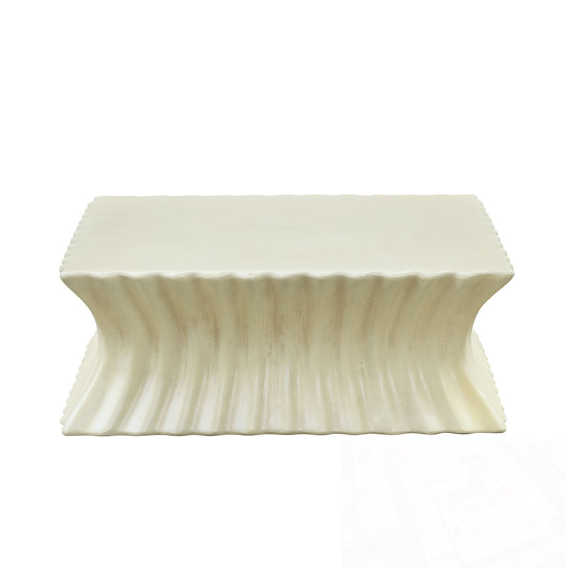 Square Manolis with sturdy base