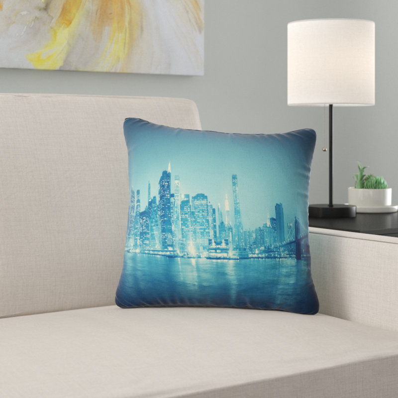 Coussin Cityscape New York at Night, 18 po x 18 po, Coussin décoratif