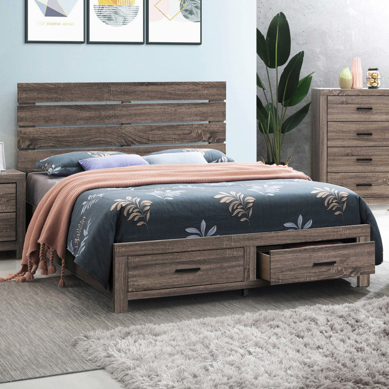 Grand lit à panneau avec tête de lit à lattes, tiroirs de rangement et finition en chêne pour la configuration de la chambre à coucher