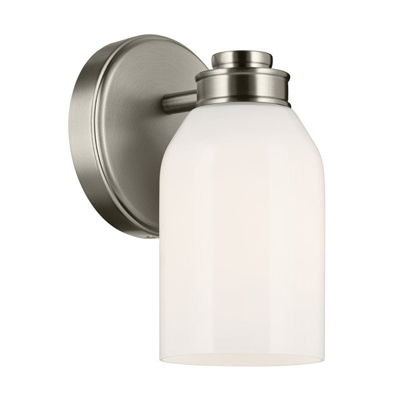 Applique murale 1 lumière 8,25 po avec verre opale blanc, Nickel brossé