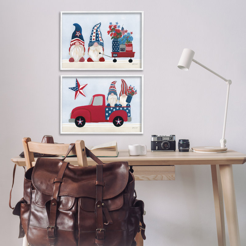  «Americana Florals & Gnomes» par PC, H 16 po x l 24 po, Estampe numérique encadrée blanc bord de mer