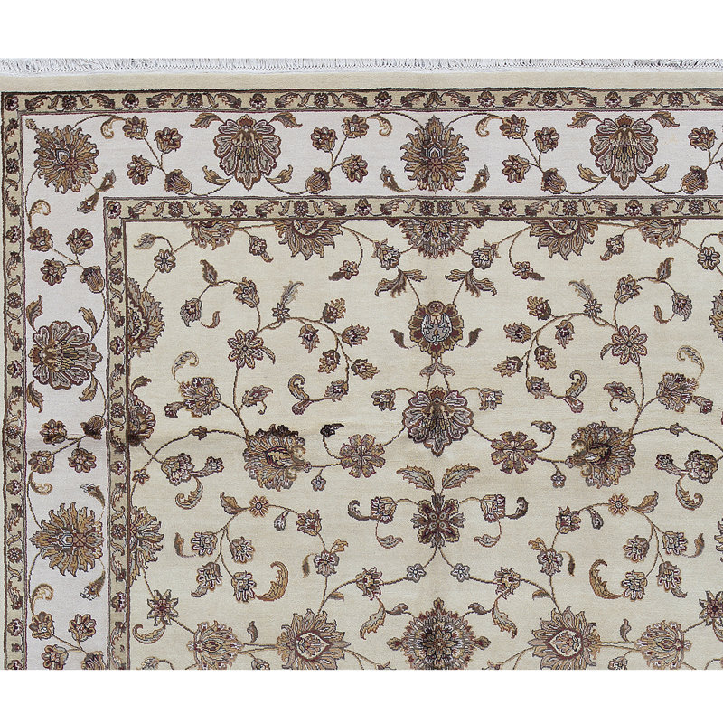 Tapis doré et ivoire de haute qualité noué à la main