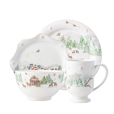 Berry & Thread North Pole 4 Piece Place Setting