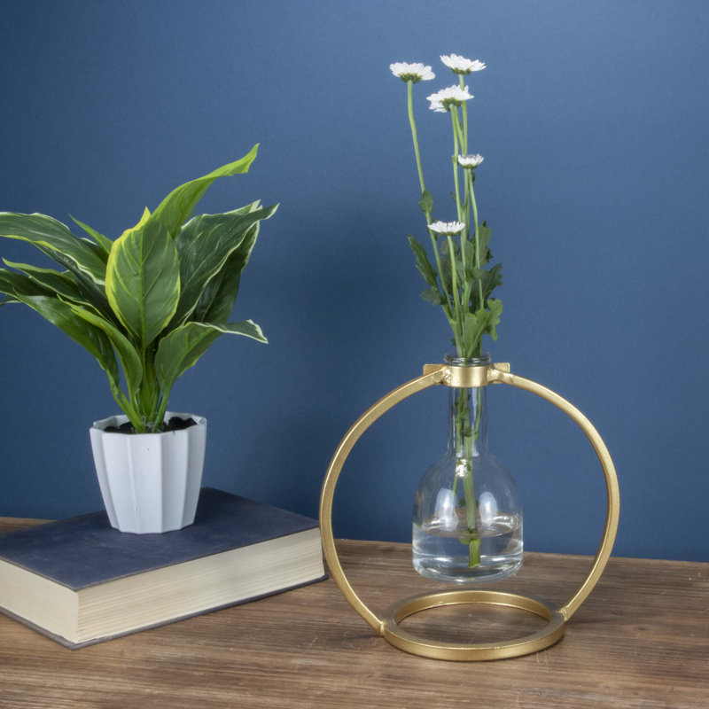 Nicol Metal Table Vase