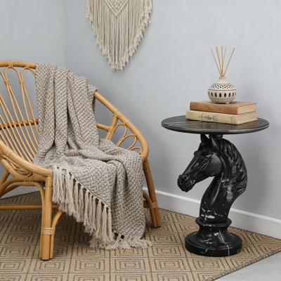 Table d'appoint de salon avec petite table d'appoint et table d'appoint étroite avec piédestal en forme d'animal