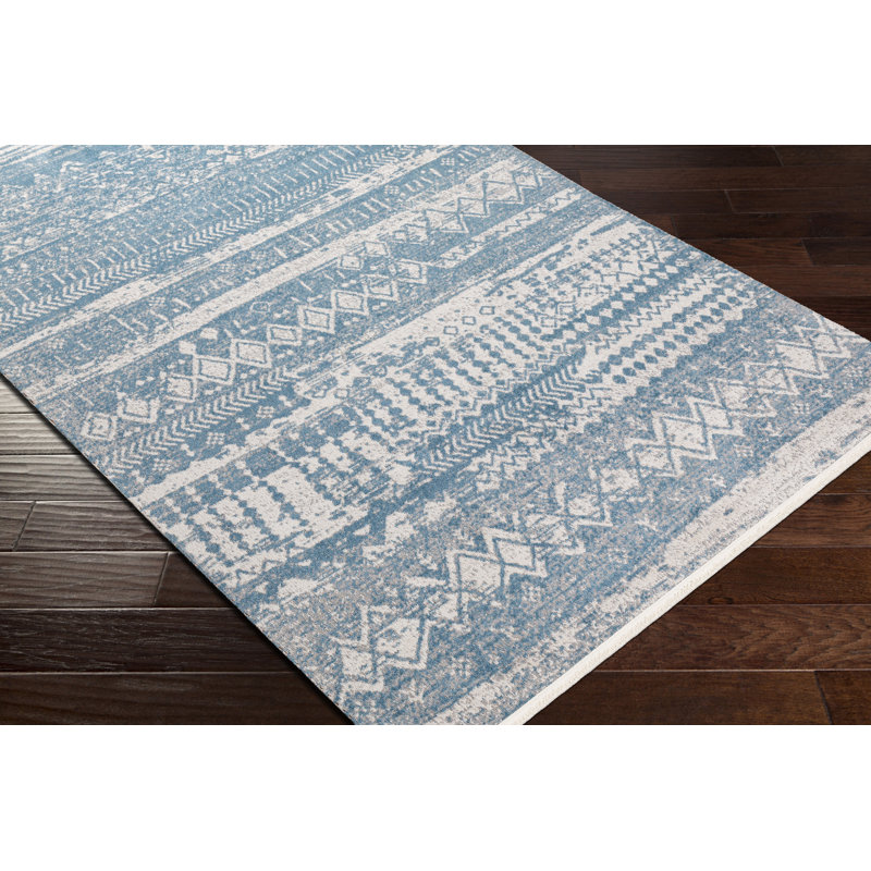 Swampscott Washable Moroccan Indoor Rug, Round 6'7"