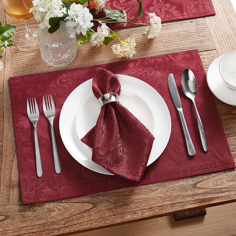 Corson Woven Jacquard Damask 17"x17" Napkin, Cranberry