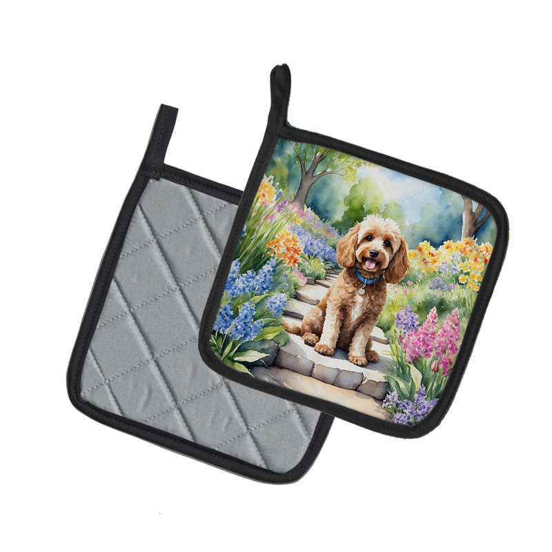 Caroline's Treasures Floral Polyester Potholder Set