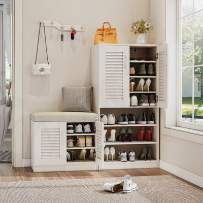 Elegant Classic Shoe Storage Bench with Soft Cushion and Adjustable Panels, Perfect for Entryway and Living Room