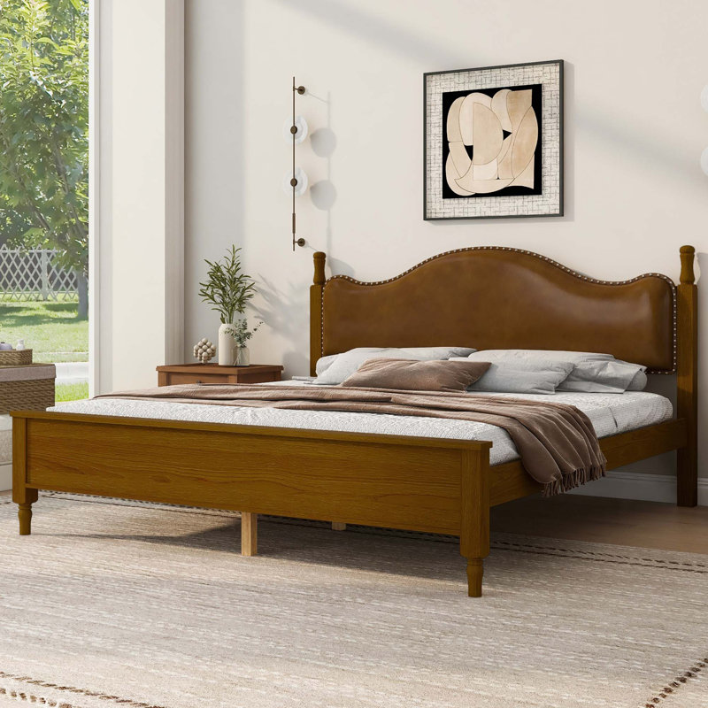 Lit plateforme en bois robuste avec tête de lit rembourrée confortable, Brun