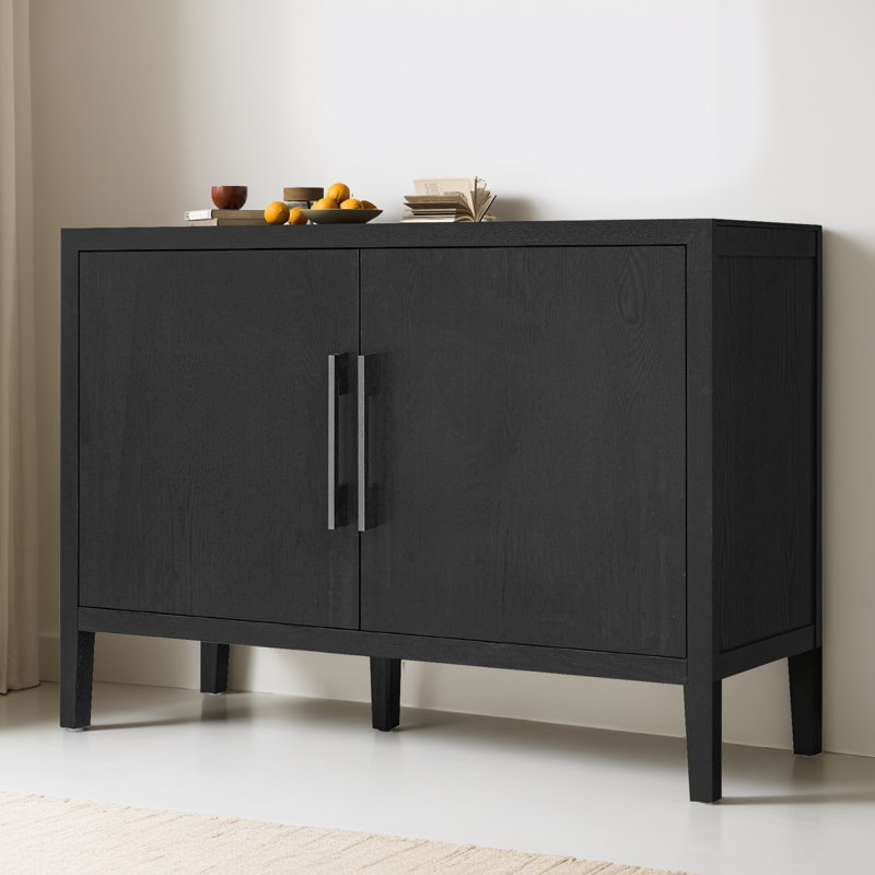 Buffet 47 po, Noir