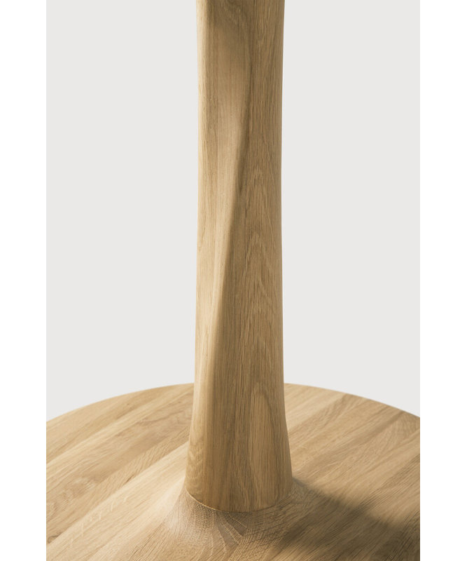 Torsion Round Solid Oak Dining Table, Oak, 30"H x 28"L x 28"W