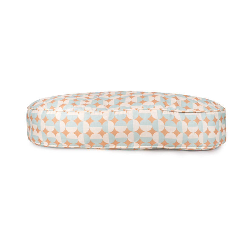Large Oval Lounger Bed, Sunny, Ensoleillé, Medium (39"w x 24"d x 6"h)