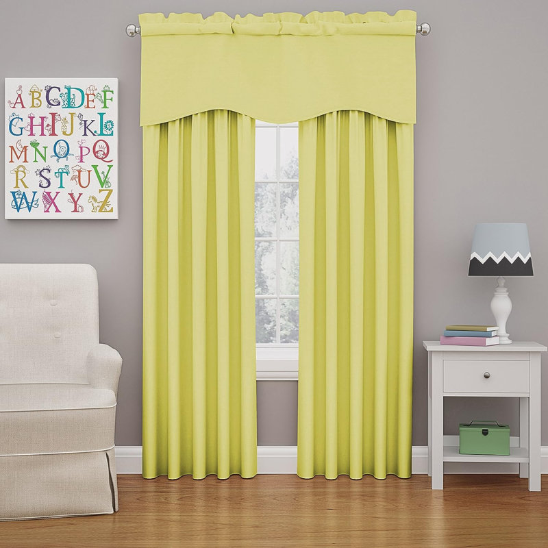 Kendall Scalloped Window Valance, Lemon