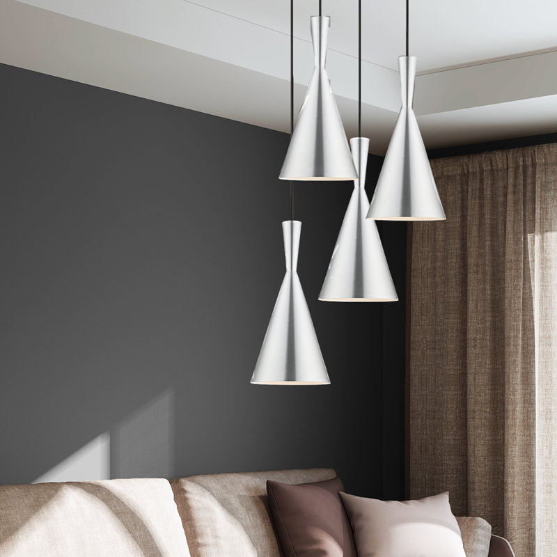 Luminaire suspendu conique à 1 lumière Ariandne, Aluminium brossé / blanc brillant, H 15,25 po x l 7,25 po x P 7,25 po