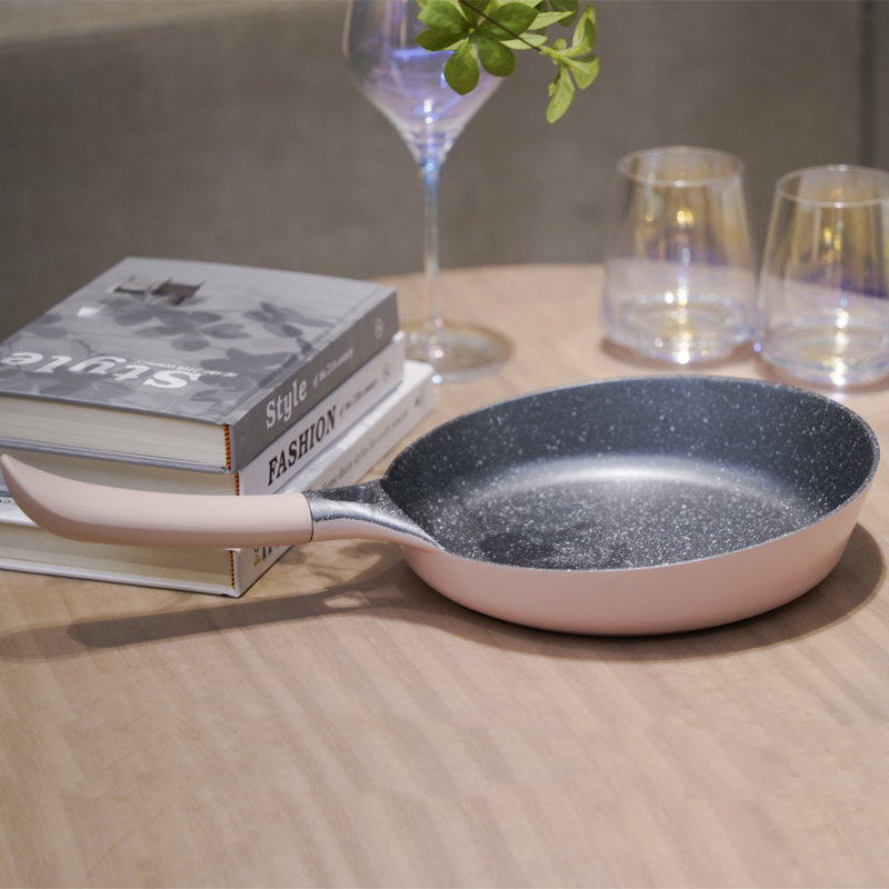 Le Macaron Aluminum Non-Stick, Pink
