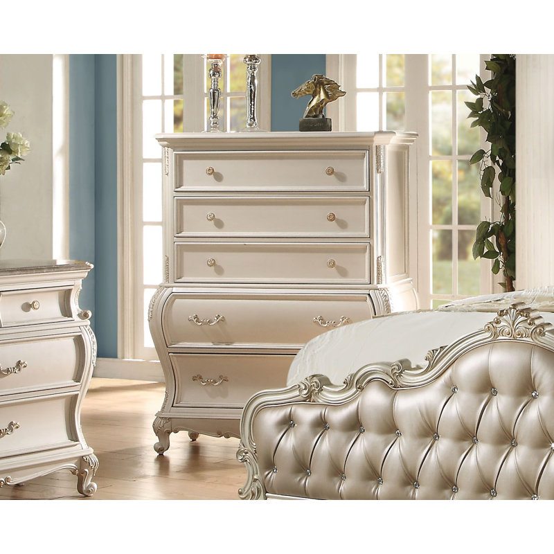 Commode 5 tiroirs en bois massif l 44 po