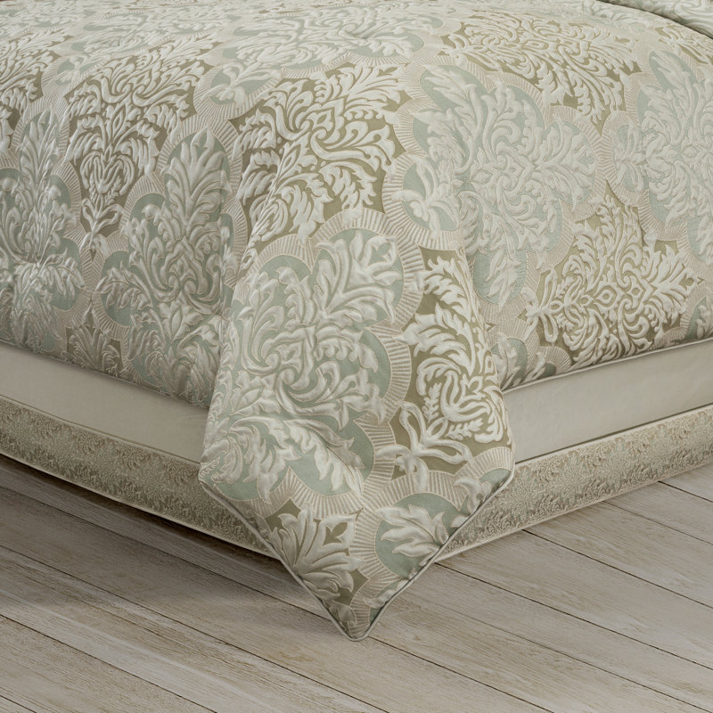 ENSEMBLE DE COUETTE 4 PIÈCES ANASTASIA QUEEN, Queen Comforter + 3 Additional Pieces