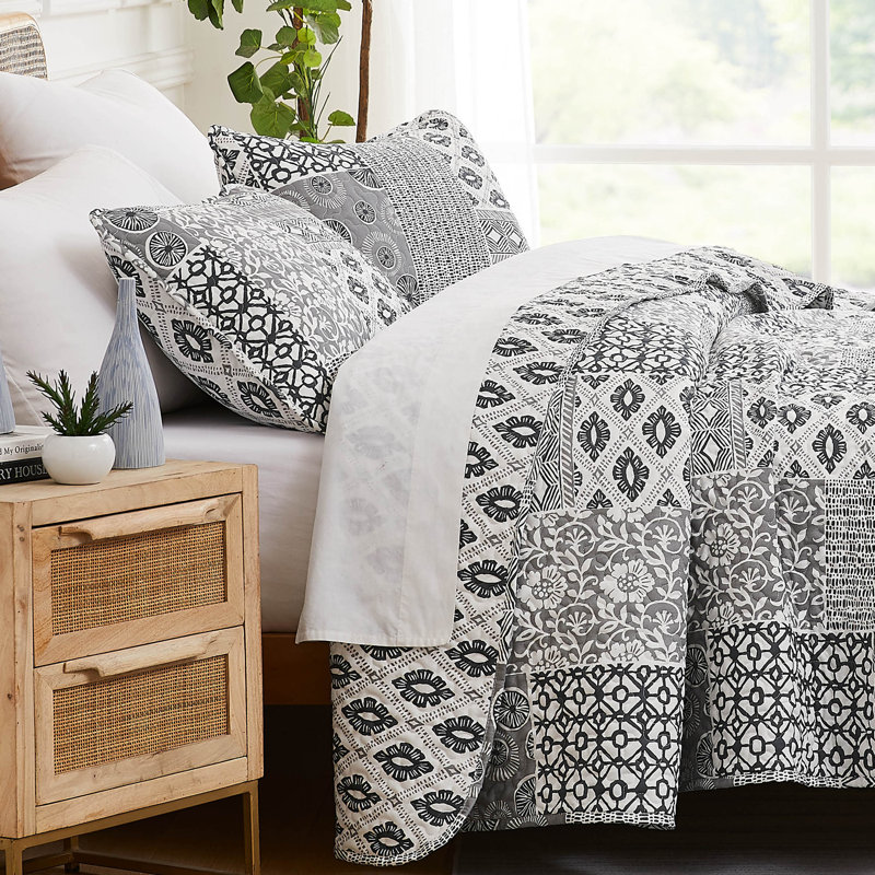Ensemble de courtepointe en microfibre Global Patchwork Collection, Courtepointe très grand et 2 très grandes taies, Gris