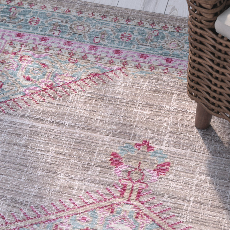 Tyrese Oriental Indoor Rug, Runner 2'11" x 7'1