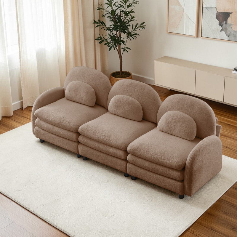 Canapé 3 places Genveve Teddy, H 35,4 po x l 98,2 po x P 33,8 po, Chameau