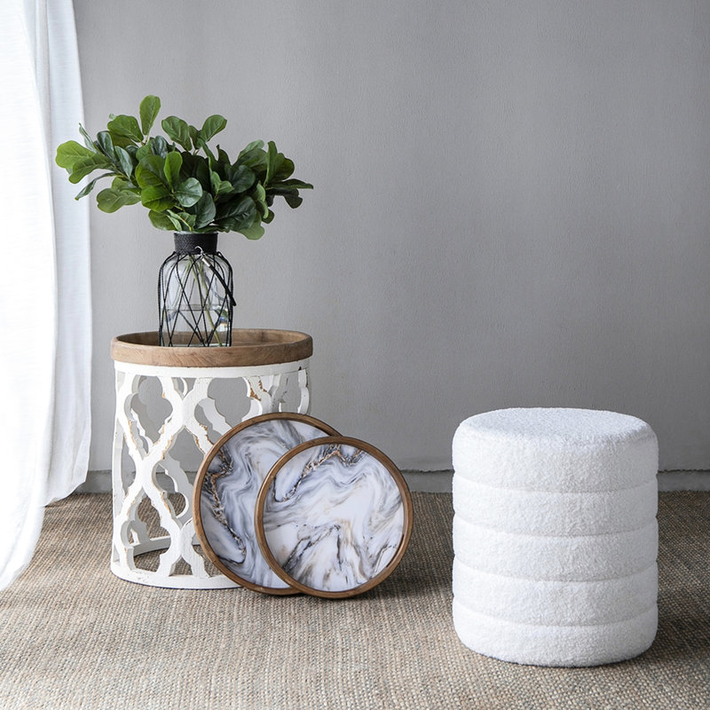 Décoration de maison de campagne française - 5 articles comprennent des plantes artificielles, un vase, des plateaux, un tabouret et une table d'appoint