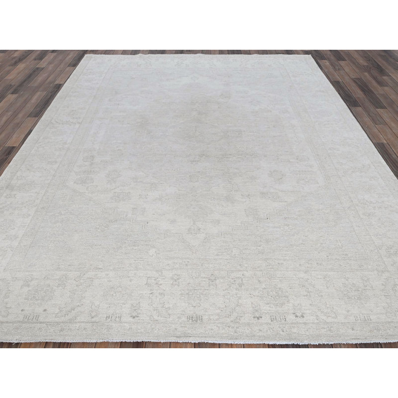 Tapis oriental rectangulaire en laine noué à la main 8 pi 0 po x 9 pi 9 po - MOA102917