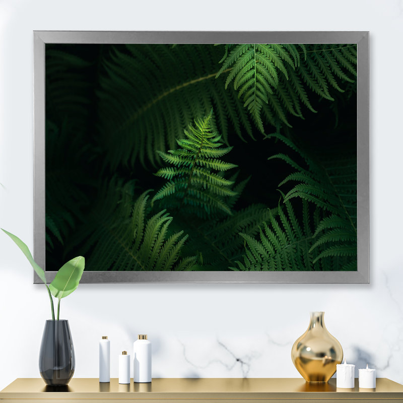Vert feuillage tropical sur fond noir - peinture sur toile, Toile argentée avec cadre d'angle fermé, H 12 po x l 20 po
