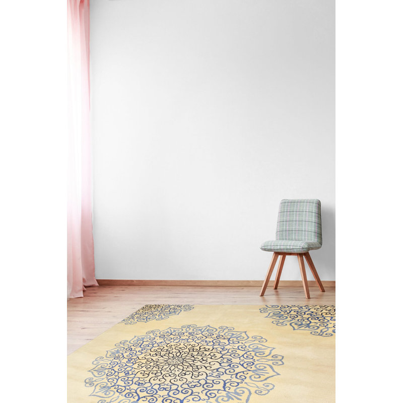 Hand Tufted Wool Floral Area Rug