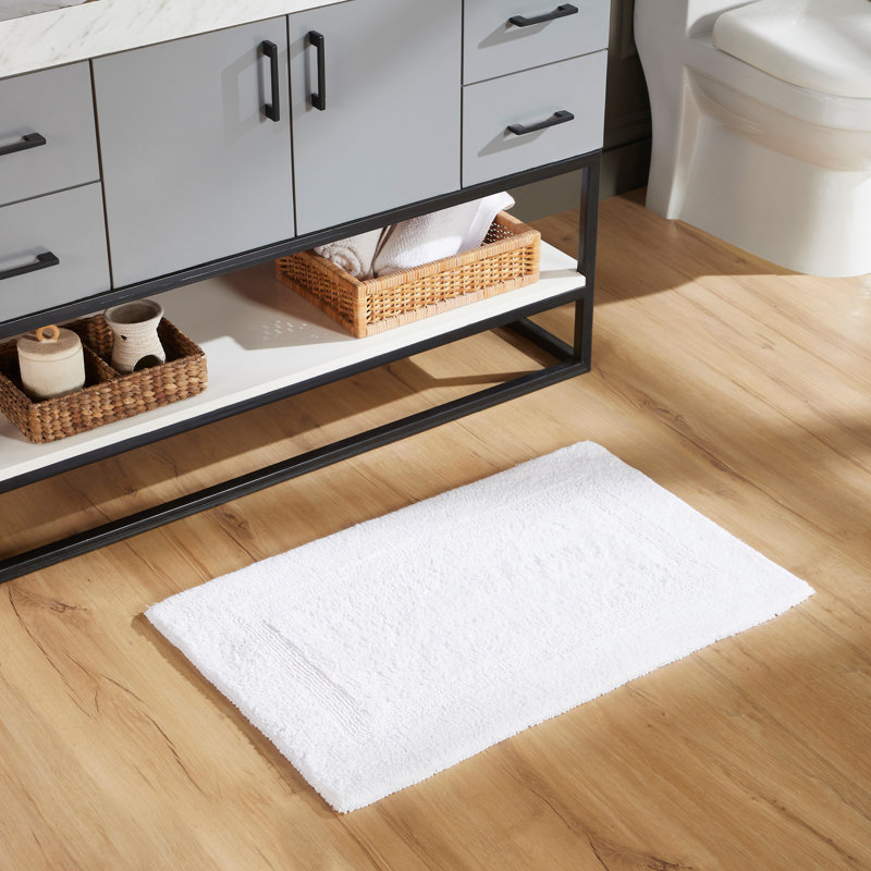 Rozanne Reversible Cotton Bath Rug, White, 21" x 34" Rectangle