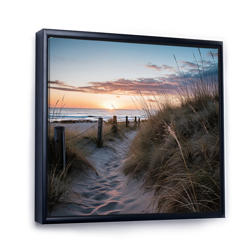 Tranquility Path To Dune Beach VII, H 16 po x l 16 po x P 1 po, Cadre flottant noir