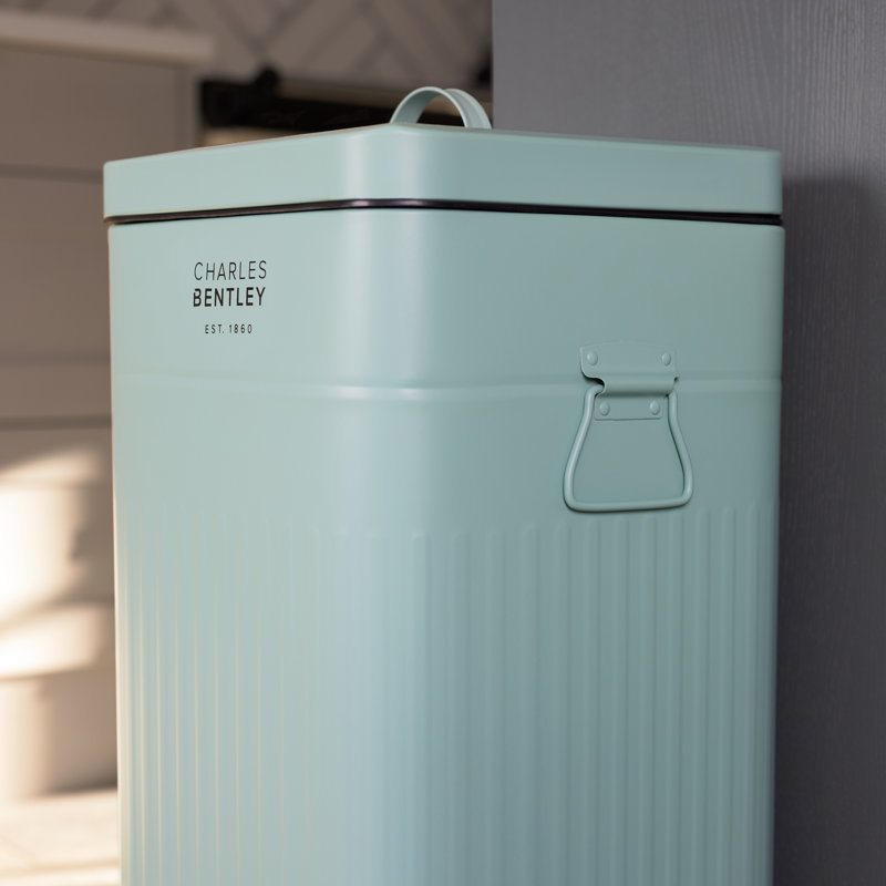 Retro Steel Step On Kitchen Trash Can - 30L, Green