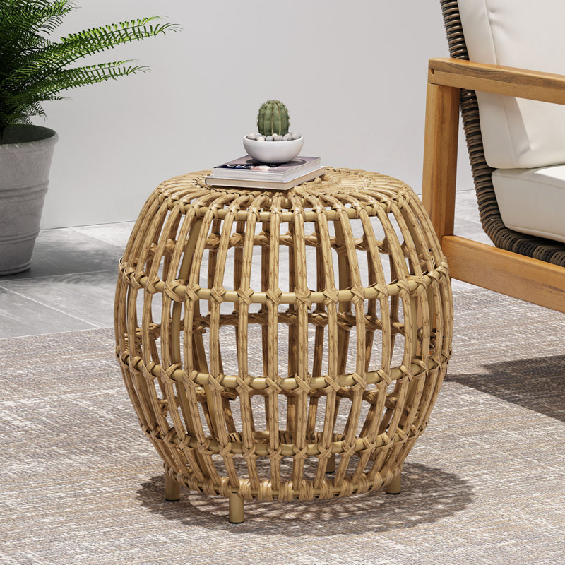 Table d'appoint en faux tissage de rotin pour l'intérieur et l'extérieur