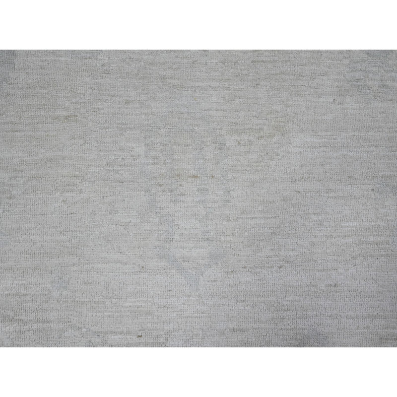 Tapis oriental 8 pi 10 po x 11 pi 4 po teint en blanc hivernal à motif angus Oushak