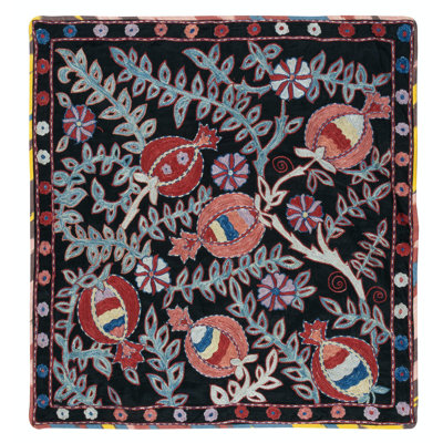 Décoration murale moderne 100% soie 27 x 28 po. Nappe brodée. Décoration murale Boho. Jeté noir